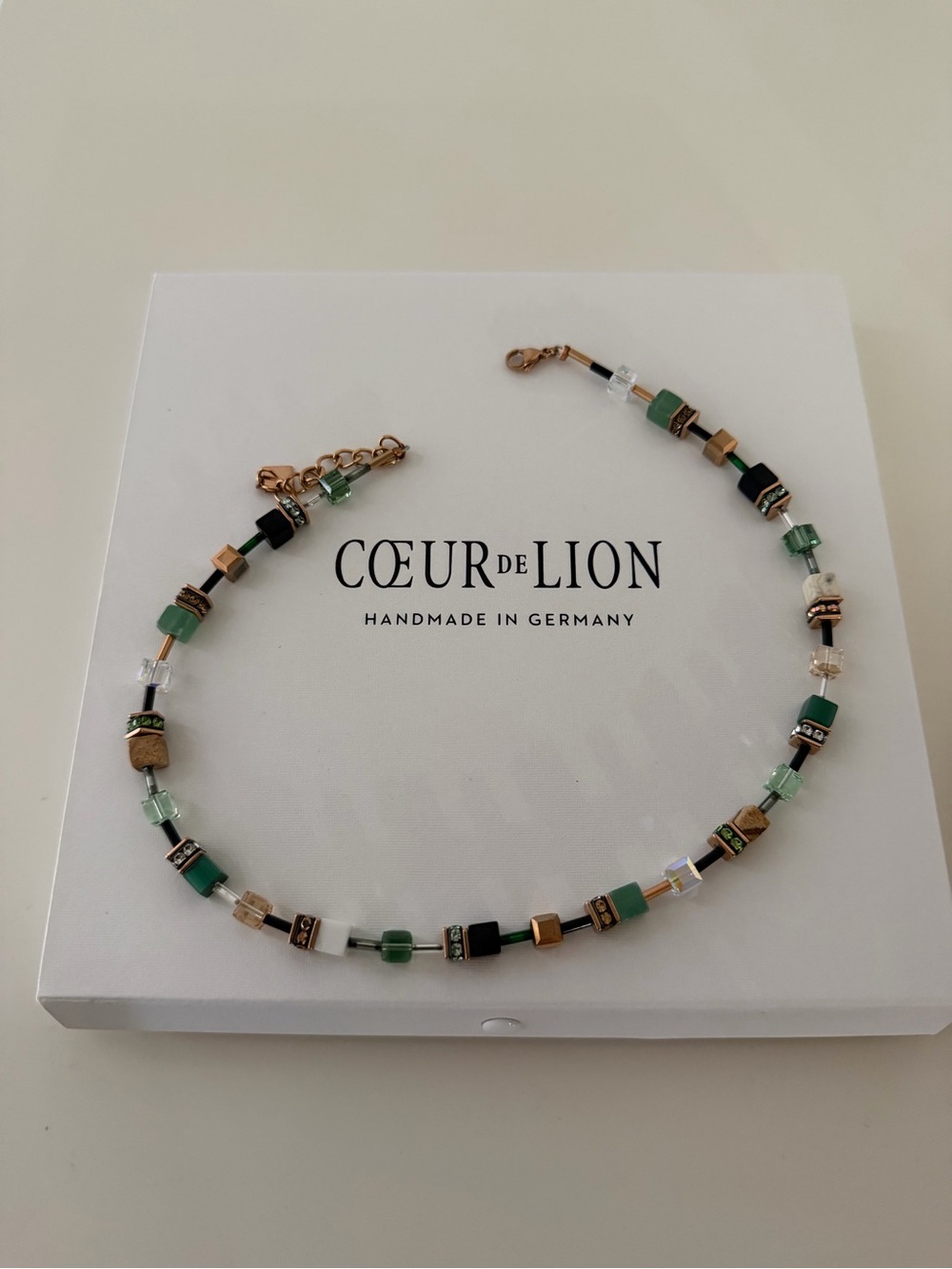 Cœur de Lion Green Beige Gemstones Swarovski Crystals GeoCUBE Necklace.